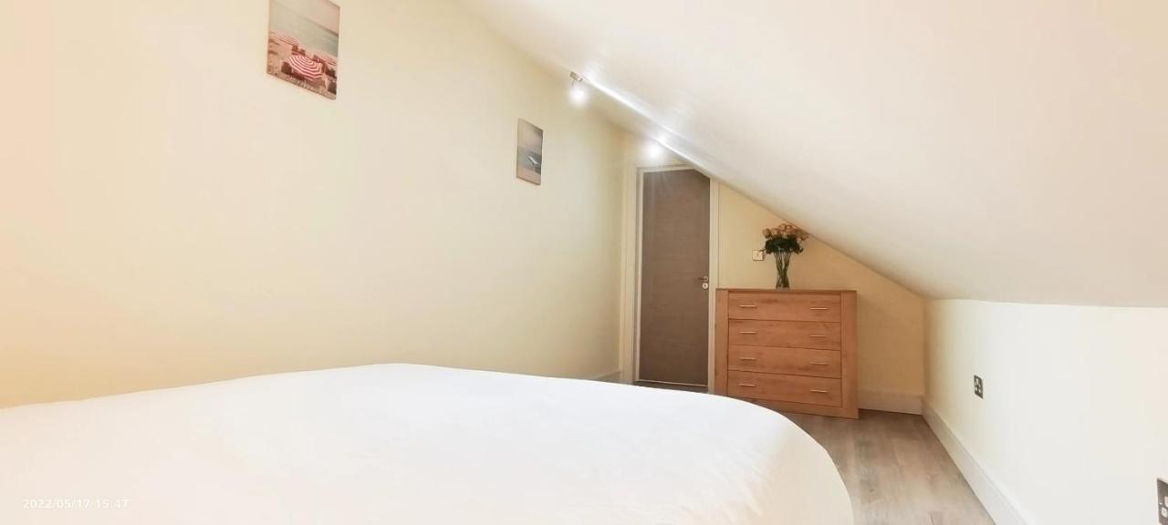 Top Floor Flat 5 Northwood Northwood (Greater London) Exterior foto